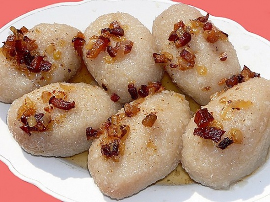 Pierogi : uszka;kluski śląskie; krokiety i inne